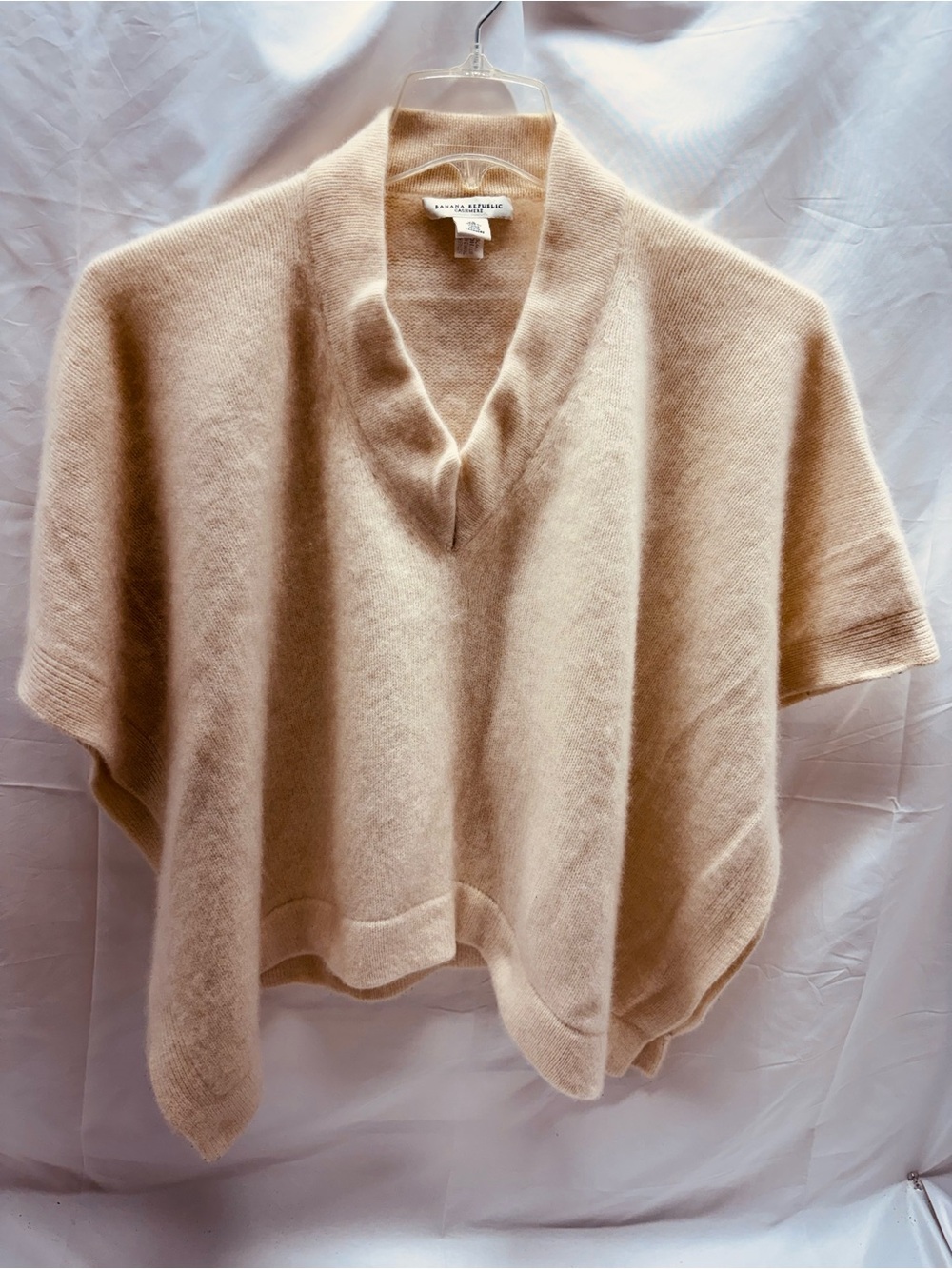 BANANA REPUBLIC Soft Beige 100% Cashmere V Neck Poncho Ribbed Trim Sweater   XS